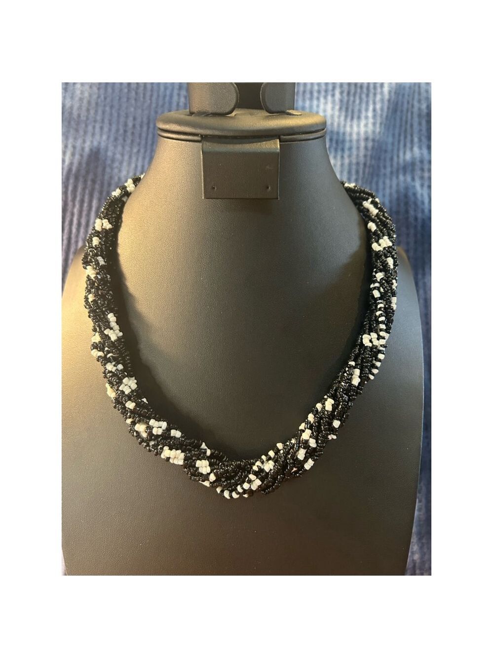 Women's Unbranded Beaded Necklace Black White